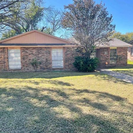 New! Fun Just 20 Min From Dallas 3-Brm Home Garland Exterior foto